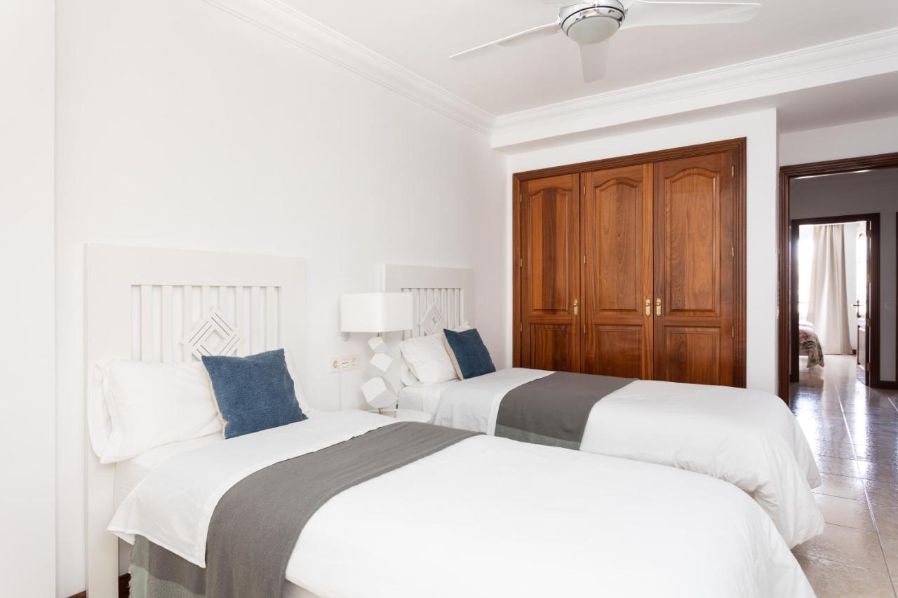 Rooms & Suites Balcony 3C Арресифе Экстерьер фото